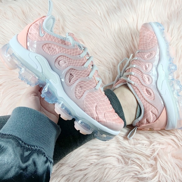 Nike Shoes - New Nike Women’s Air Vapormax Plus
